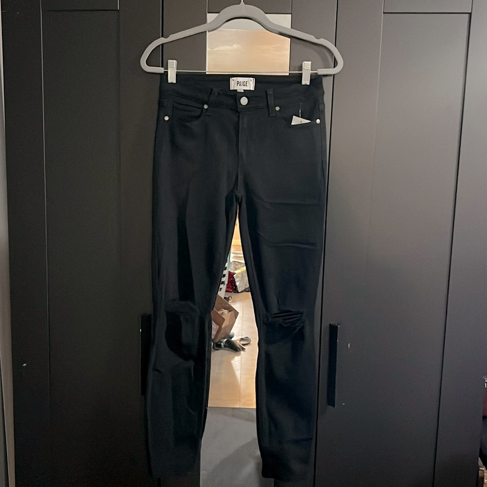 New - never worn Paige jeans - SIZE 27